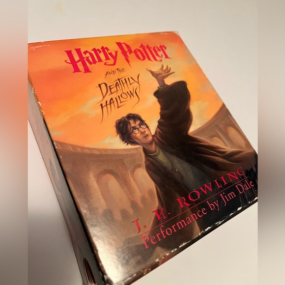 Preowned Harry Potter and the Deathly Hallows - Audio CD By J.K. Rowling - Picture 3 of 6